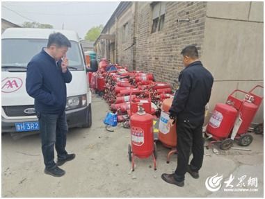 曲阜市市場(chǎng)監(jiān)管局開(kāi)展消防器材安全專項(xiàng)檢查